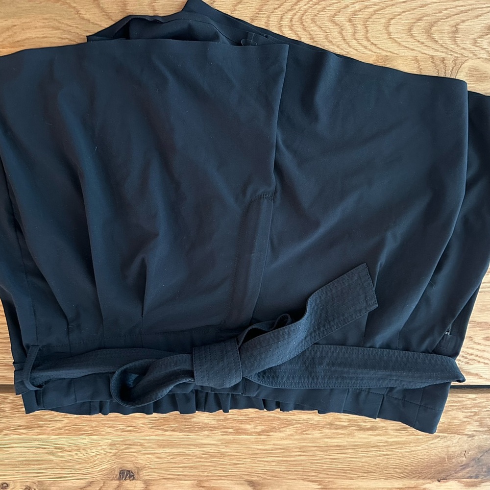 Athleta Women’s Skyline Short II Black Size 18 - Picture 5 of 5